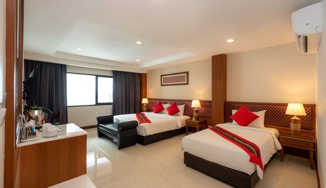 True Siam Rangnam Hotel in Bangkok