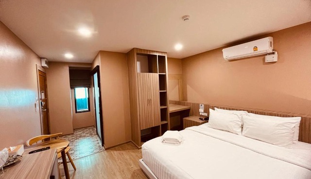 USABAI Riverside Boutique Hotel