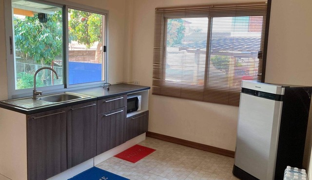 Vacations House Clean Safe and Comfort next to Singha Park Chiang Rai