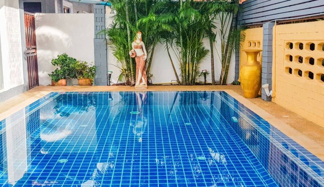 ⭐Villa 4 bedrooms with private pool 5 minutes beaches and Walking Street. in pattaya