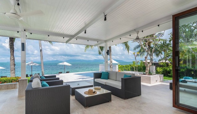 Villa Chi Samui - Five Bedroom Villa, Sleeps 10 in Tambon Mae Nam