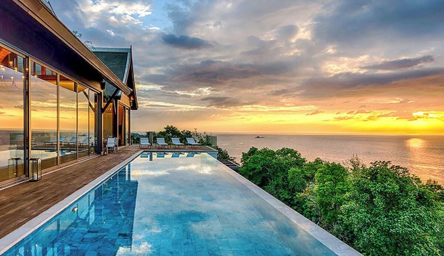 Villa Haleana - Five Bedroom Villa, Sleeps 12 in Sa Khu