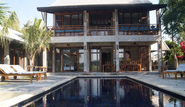 Villa "Ping Pool 1" with infinity pool