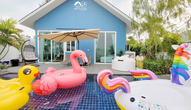 villa private pool and jacuzzi, 5 min from the beach!