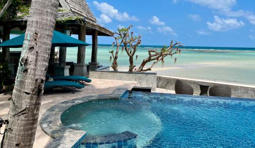 Villa Sunrise - Golden Beachfront