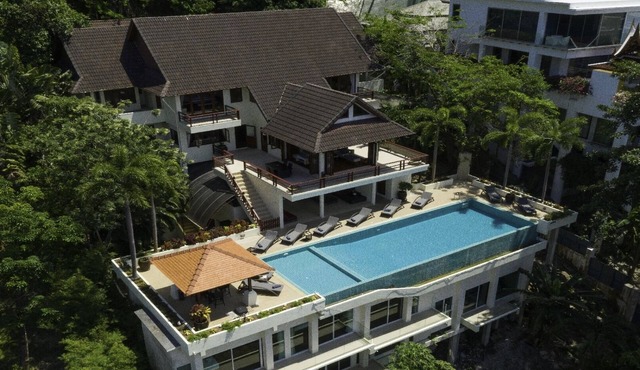 Villa Yoosook Patong Beach Phuket 7 bedrooms private pool sea view sauna in Pa Tong