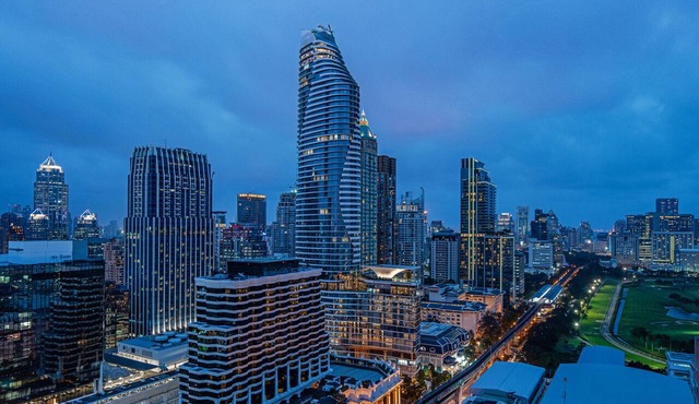 Waldorf Astoria Bangkok in Bangkok