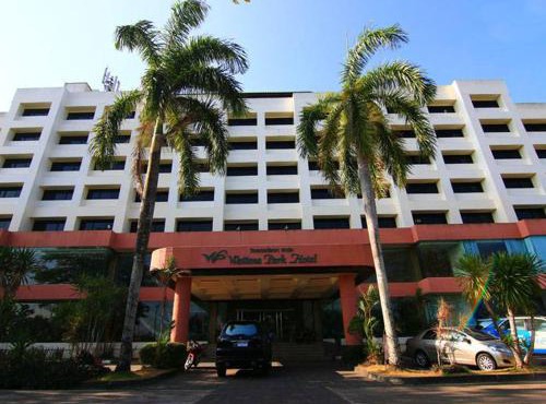 Wattana Park Hotel in Trang