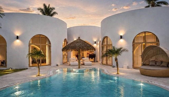 White Curve Villa