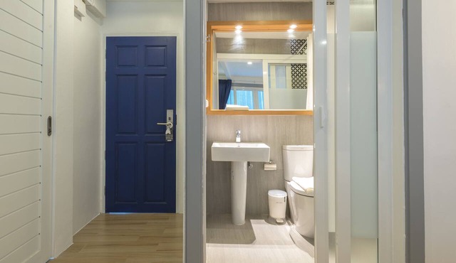 White Ivory Bed & Breakfast in Bangkok