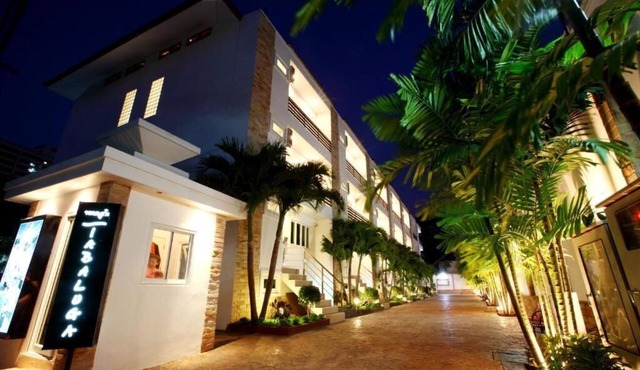 Wongamat 4-Bedroom Pool Villa in Pattaya