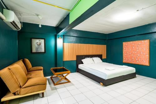 XxGO INN The Grand Palace โกอินน์ MRT สามยอด