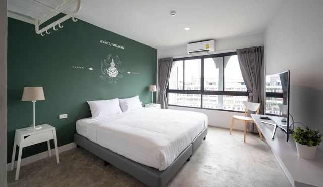 Yaks House Hostel
