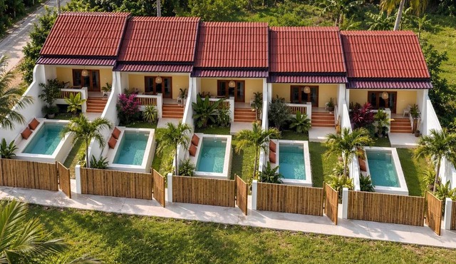 YONA Private Pool Resort in Ko Raeng