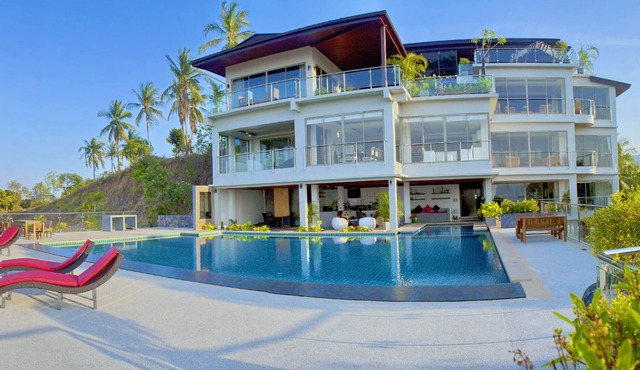 Yupa Penthouse ( 12 bedrooms )