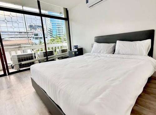 z Rest Inn Silom - เรสท์ อินน์ สีลม