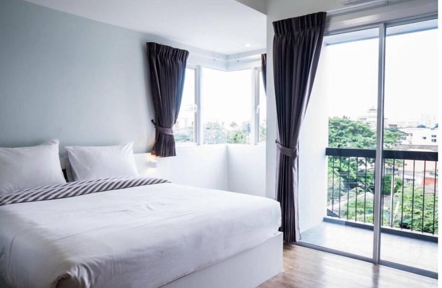 Deluxe Apartment for rent in Chiangmai (DVR-16)