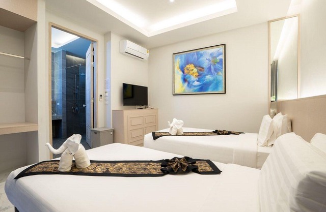 Gold Chariot Pool Villa F