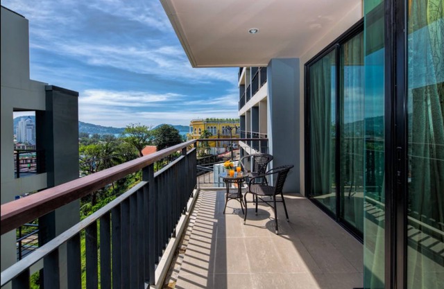 Holiday apartment in Patong- great amenities, walk to the beach