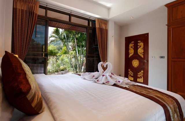 Kata Sea View Luxury Villa /Pool & Chef