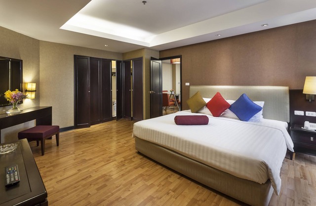 One Bedroom Suite in heart of the city (A47)