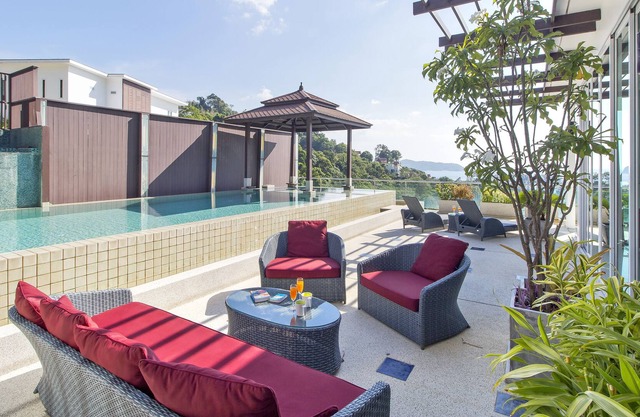 Spectacular 3 Bedroom Private Pool Sea View
