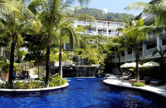Sunset Beach Resort (SHA Extra Plus)