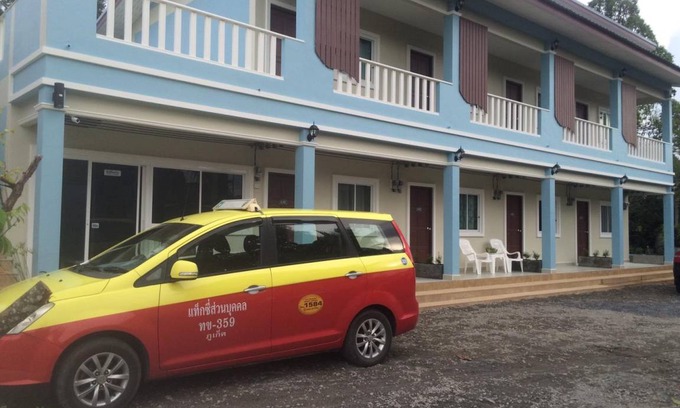 Thep Kasattri Hostel | 16 m² Hostel ∙ 3 guests