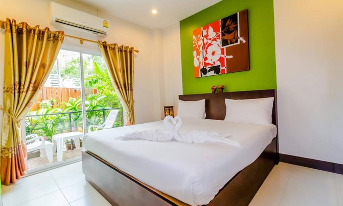Karon Bed & Breakfast | 20 m² Bed and breakfast ∙ 127 guests