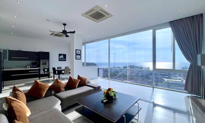 Karon Apartment | 244 m² Apartment ∙ 4 bedrooms ∙ 10 guests