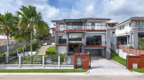 Kathu Villa | 3,5BR Luxury Villa Kathu 10min til Patong Beach