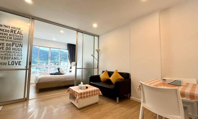 Kathu Apartment | 30 m² Apartment ∙ 1 bedroom ∙ 2 guests
