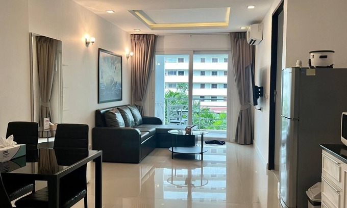 Patong Condo | 6-30 1 Bedroom 1bath 1 Km Walking To Patong Beach