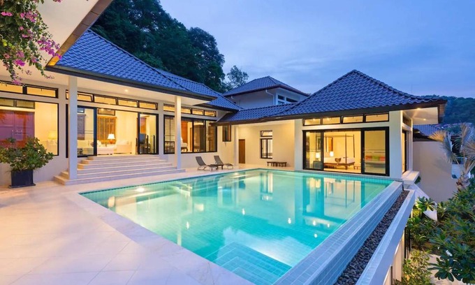 Wichit Villa | 900 m² Villa ∙ 6 bedrooms ∙ 12 guests