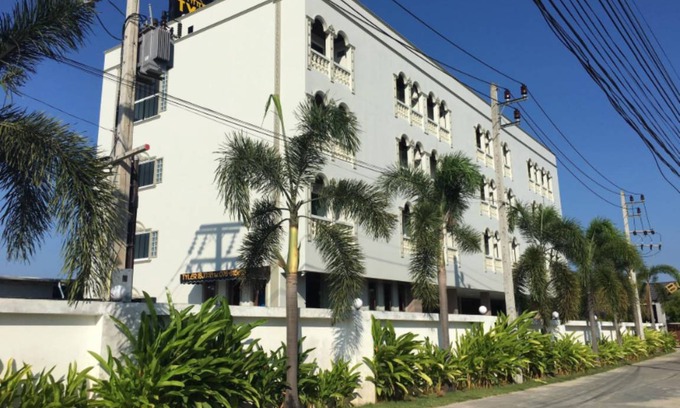 Choeng Thale Apartment | Apartment ∙ 8 guests