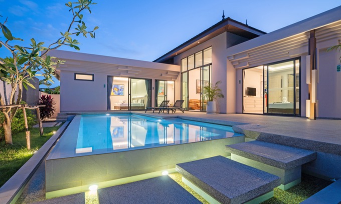 Choeng Thale Hotel | Gold Chariot Pool Villa