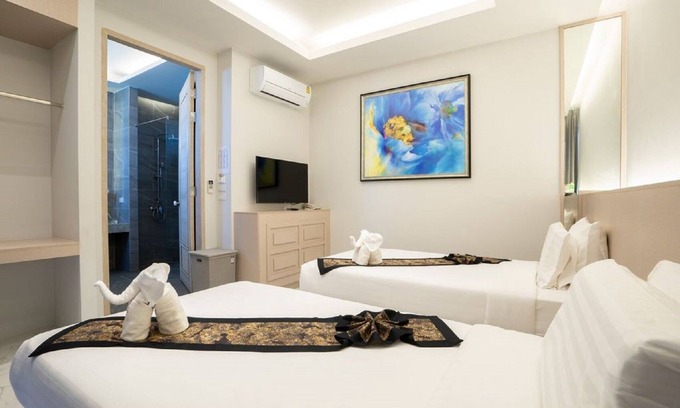 Choeng Thale Villa | Gold Chariot Pool Villa E