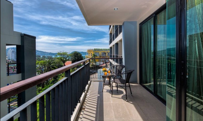 Patong Apartment | Holiday apartment in Patong- great amenities, walk to the beach