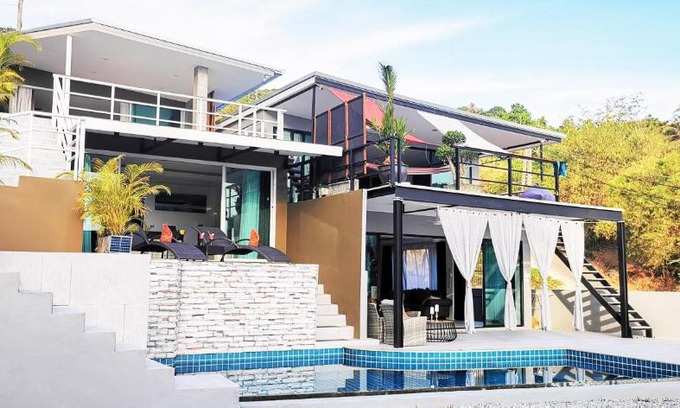 Karon Villa | Karon seaview pool apartment, Ground 4P