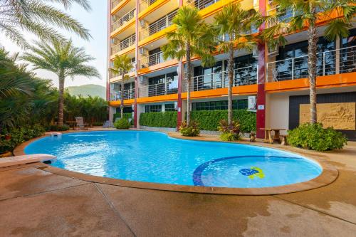 Nai Harn Apartment | NaiHarn Sea Condo by Holy Cow, 1-BR, mountain view