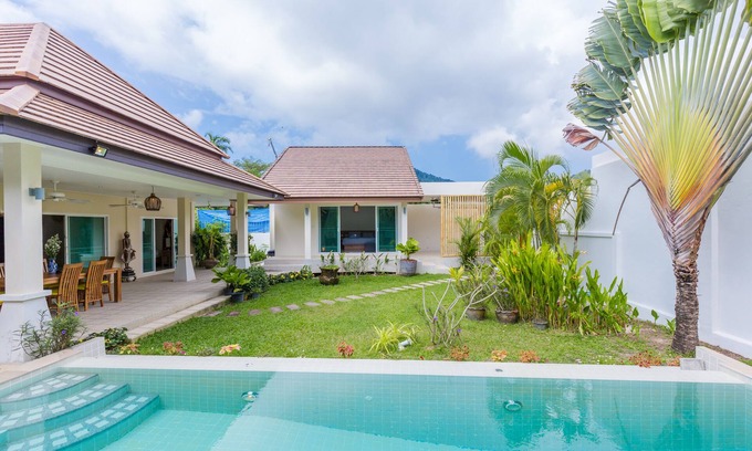 Rawai Villa | Pacotte tropical villa with private pool