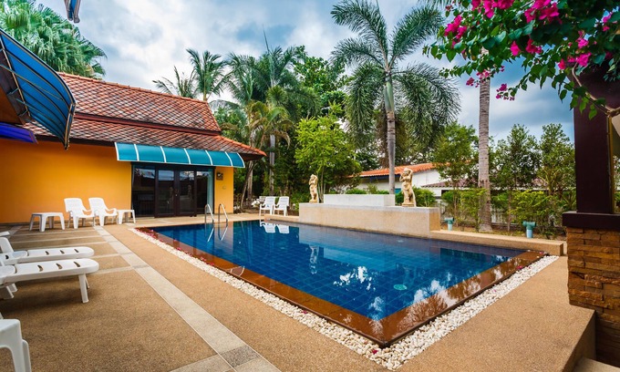 Chalong Villa | Pailin Villa Phuket: 4 Bedroom Villa + Private Pool