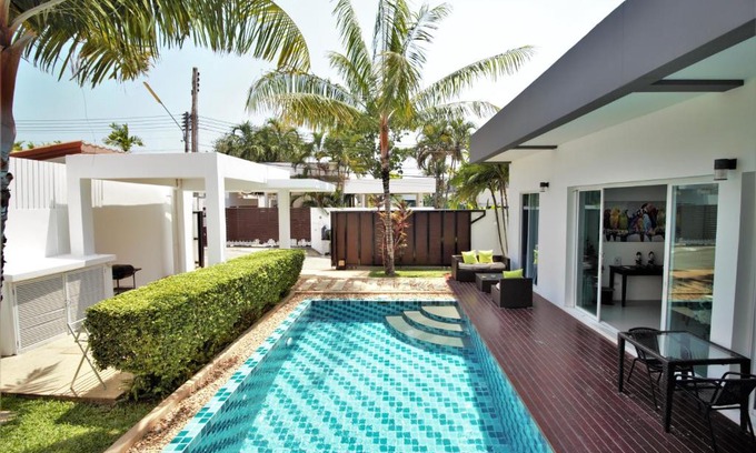 Rawai Villa | Paradise Villa by PHR