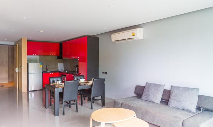 Nai Harn Apartment | Re-Life Condo near NaiHarn Beach