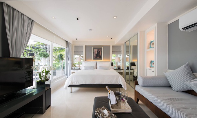 Patong House | (SHA Plus) BYD Lofts /Private Deluxe Studio Suite - Room Only