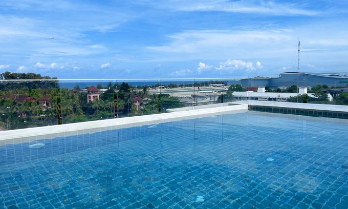 Ban Bo Han Hotel | The Sixteenth Naiyang Beach Hotel