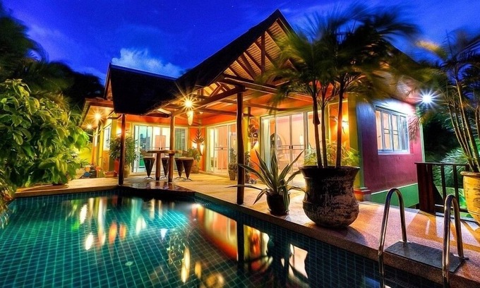 Nai Harn Villa | Villa Chaba with swimming pool in Naiharn