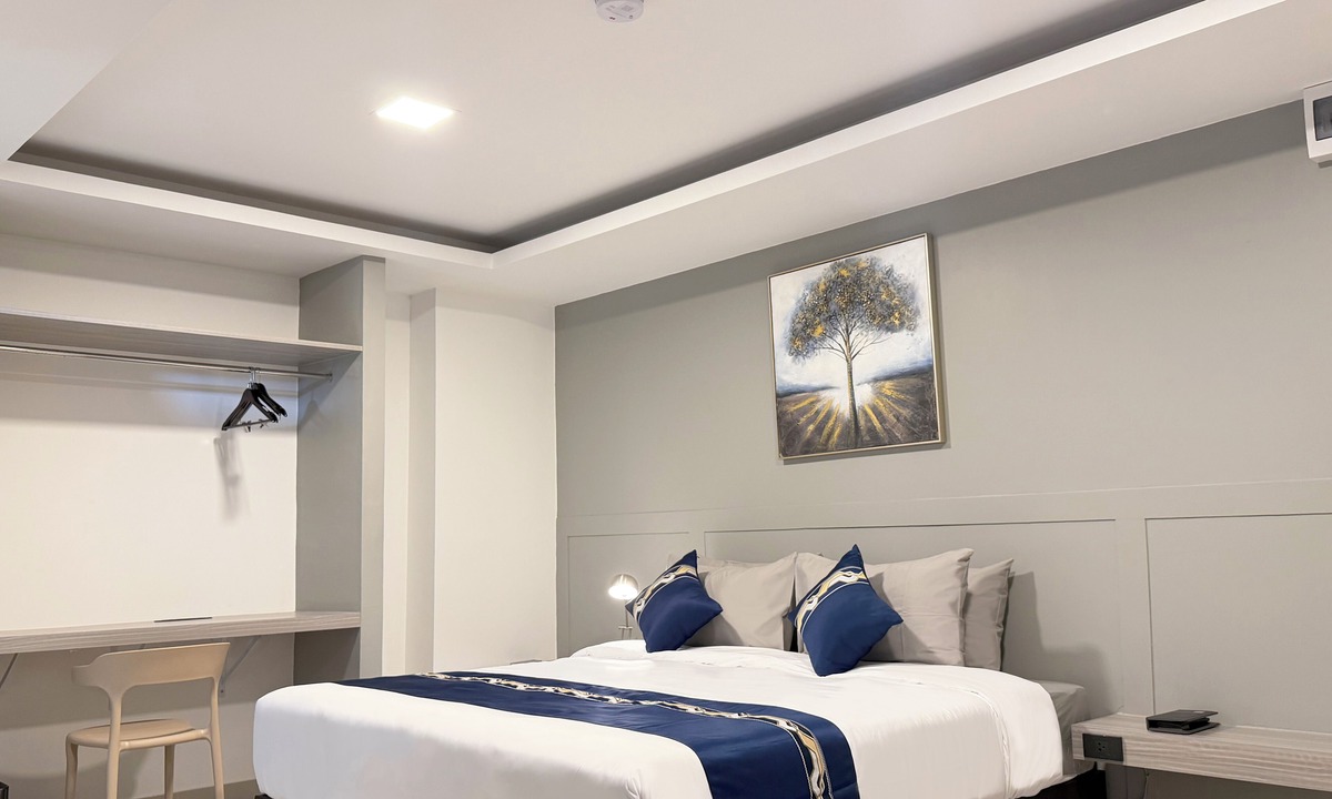 Suan Luang Hotel | UTD 8 Hotel & Residence