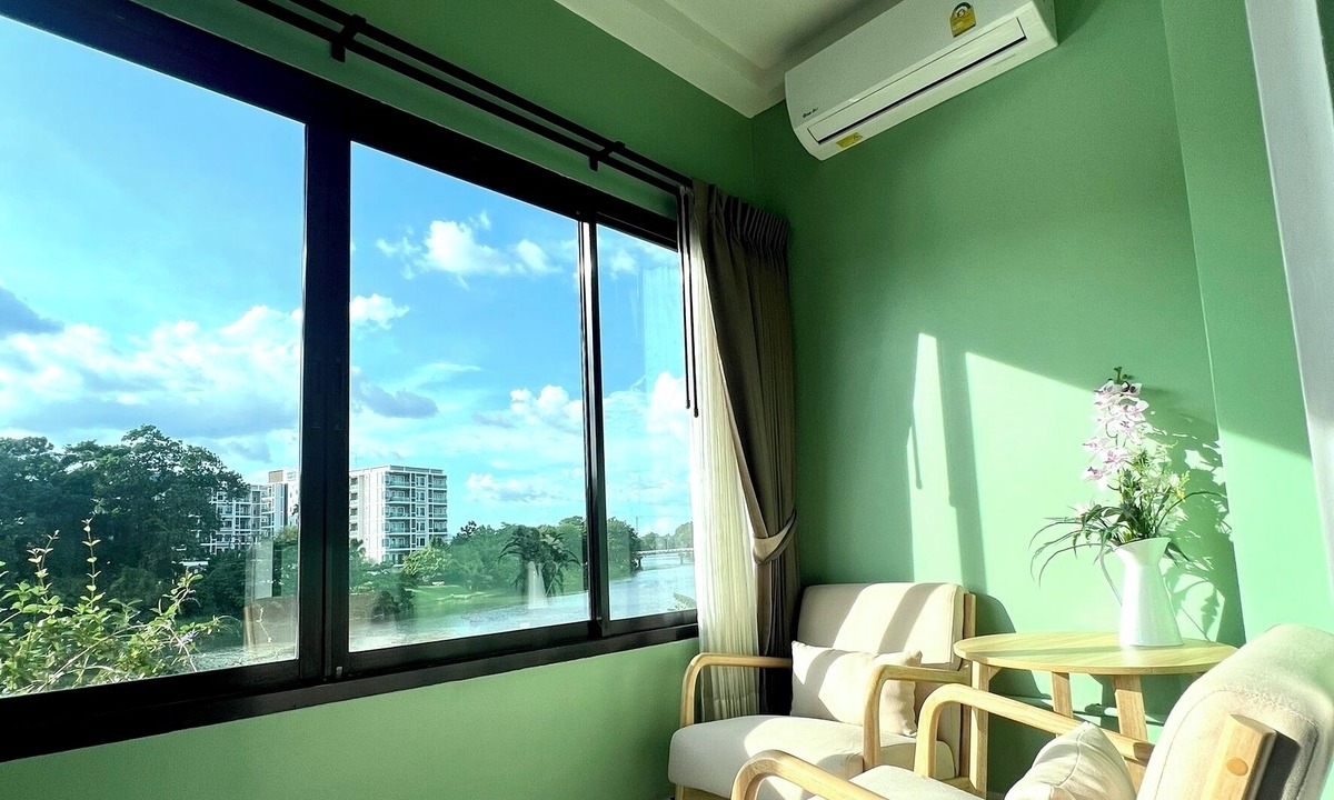 Chanthanimit Hotel | USABAI Riverside Boutique Hotel