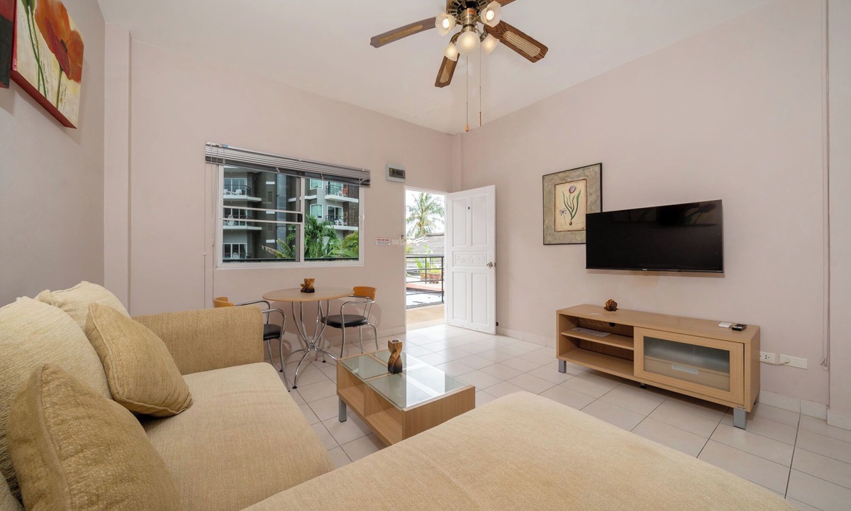 Nanai Road Villa | Jungceylon Villa in Patong by Lofty